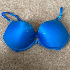 Victoria’s Secret Miraculous Push up bra
